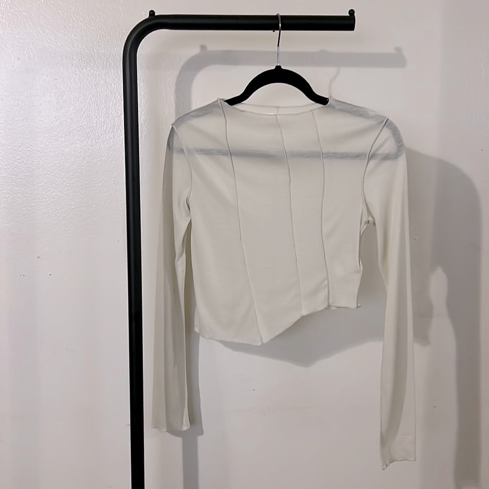 Oak + Fort asymmetrical ls crop top